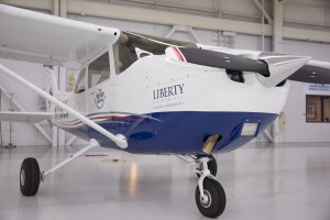 The milestone Cessna Skyhawk carries a custom paint scheme displaying its position as the 10,000th Independence-delivered single-engine aircraft. Photo: Cessna.