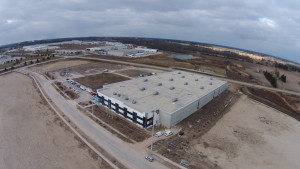 Vue aérienne de l'usine HérouxDevtek de Cambridge, en Ontario.