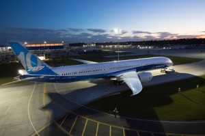 Boeing Debuts 787-10 Dreamliner. Photo: Boeing. 