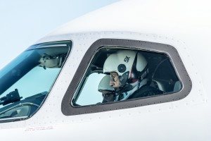 Établissement Dassault Aviation : Bordeaux-Mérignac. Falcon 5X. Essais de roulage.