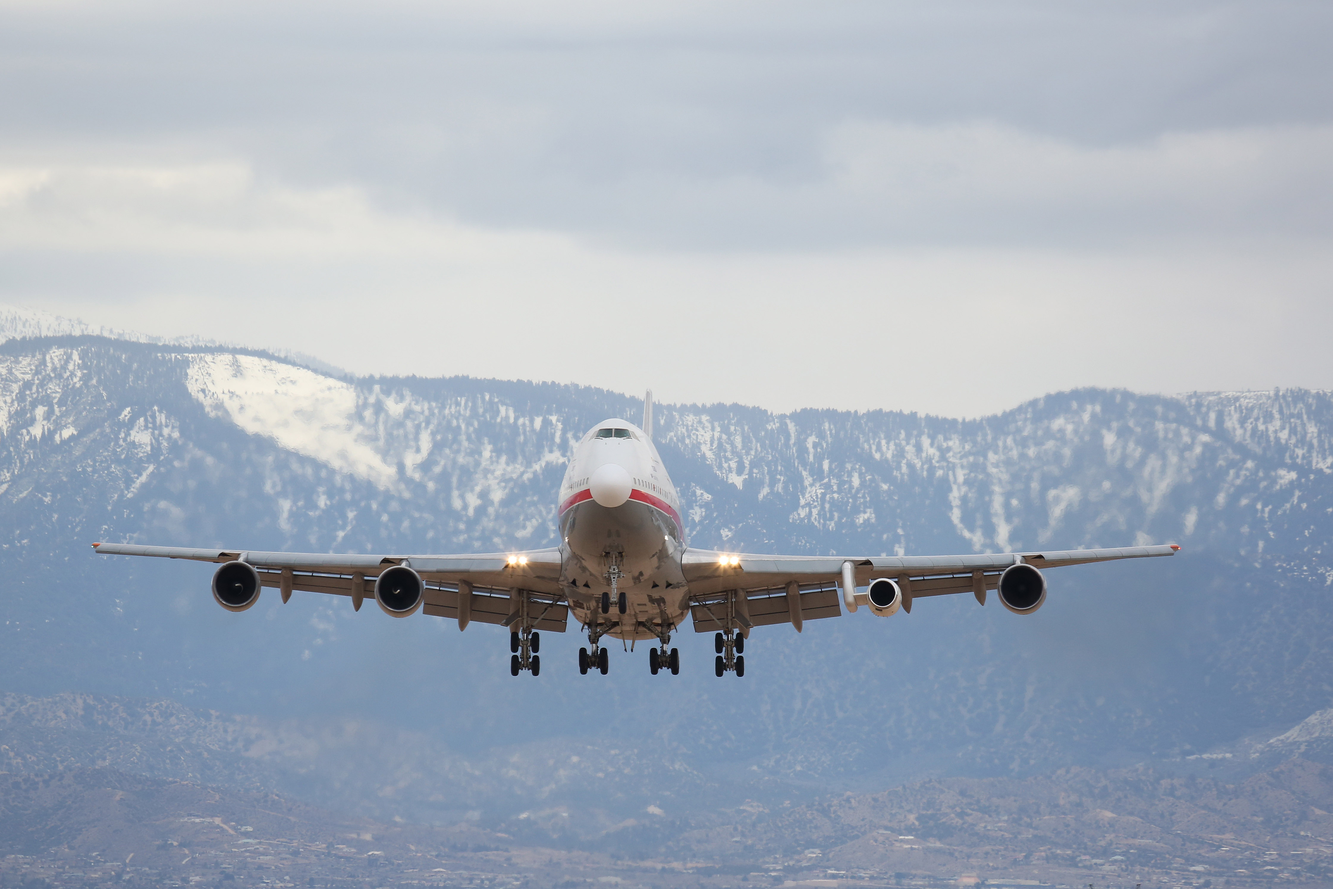 GE's Passport engine for Bombardier Global 7000/8000 begins flight